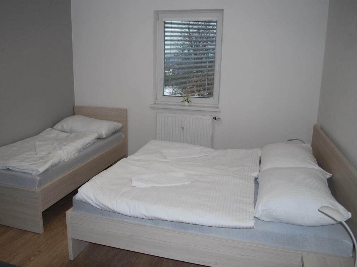 Apartman U Zamku Лоучна-над-Десноу Екстер'єр фото