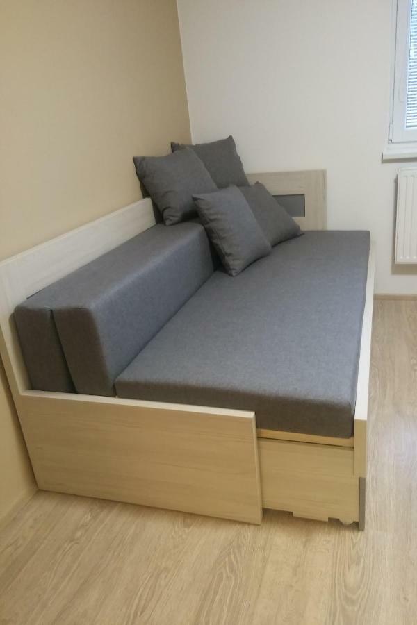 Apartman U Zamku Лоучна-над-Десноу Екстер'єр фото
